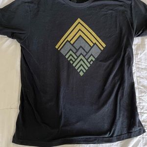 Wohven XL Graphic Design T-shirt.